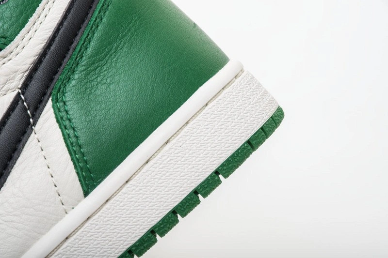 Air Jordan 1 Retro High Pine Green 555088-302