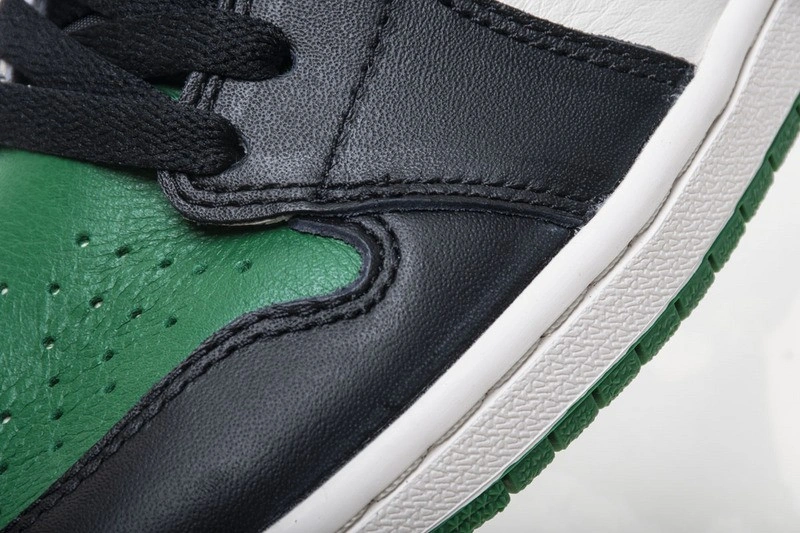 Air Jordan 1 Retro High Pine Green 555088-302