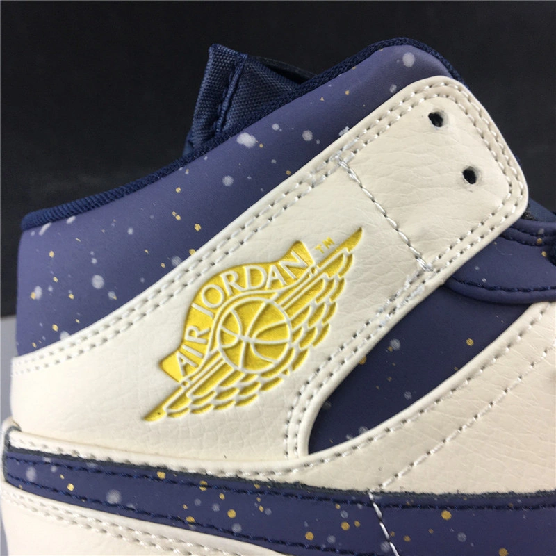 Air Jordan 1 Retro Mid Jeter  AH6342-104
