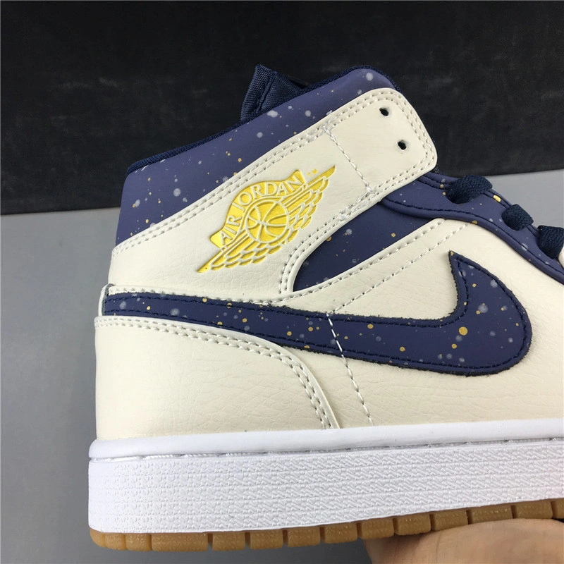 Air Jordan 1 Retro Mid Jeter  AH6342-104