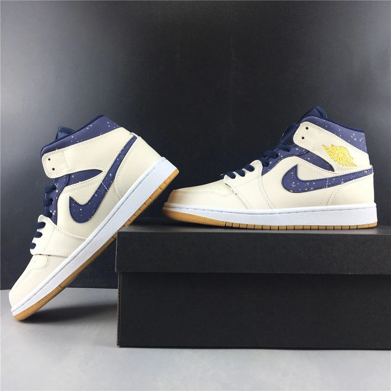 Air Jordan 1 Retro Mid Jeter  AH6342-104