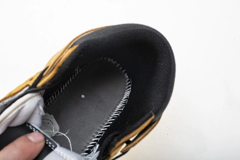 Air Jordan 1 Rookie of the Year 555088-700