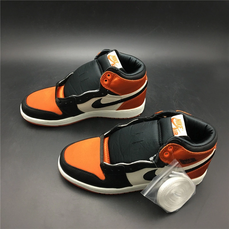 Air Jordan 1 Satin “Shattered Backboard”  AV3725-010