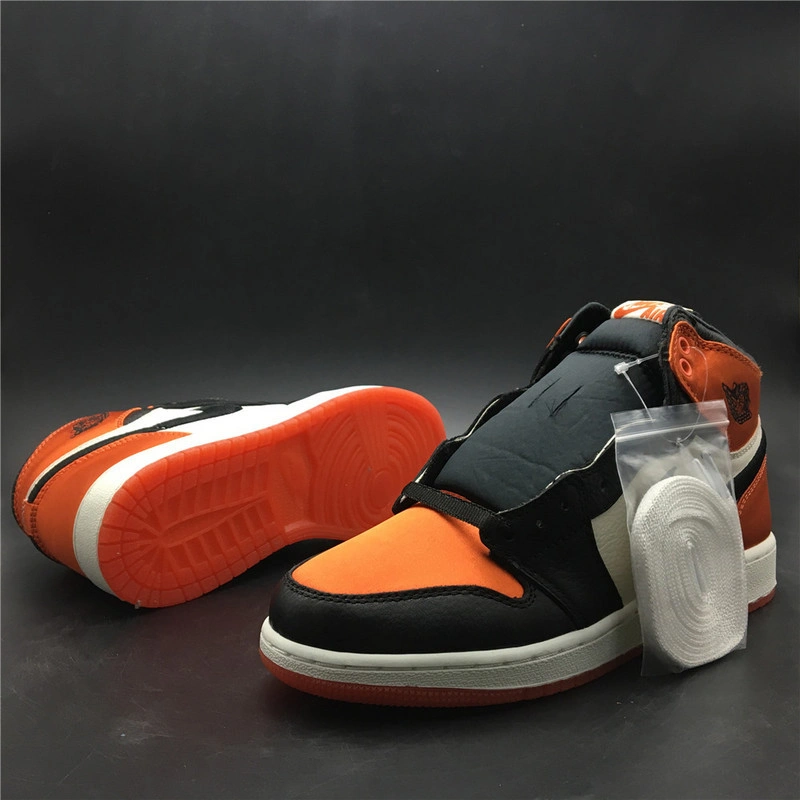 Air Jordan 1 Satin “Shattered Backboard”  AV3725-010