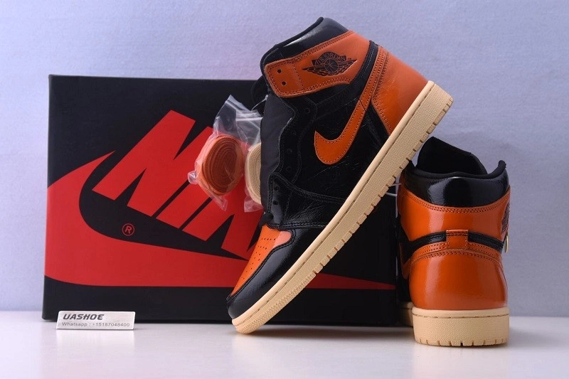 Air Jordan 1 Shattered Backboard 3.0 555088-028