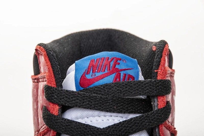 Air Jordan 1 Spider Man 555088-602