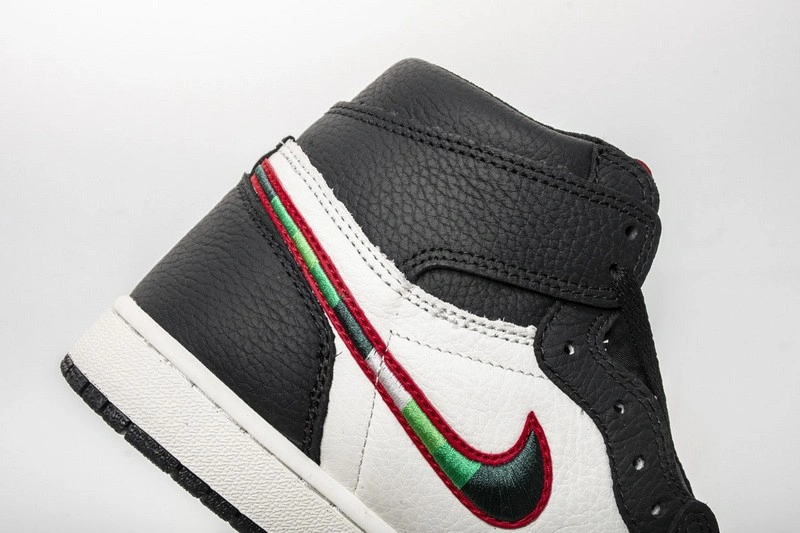 Air Jordan 1 Sports Illustrated 555088-015