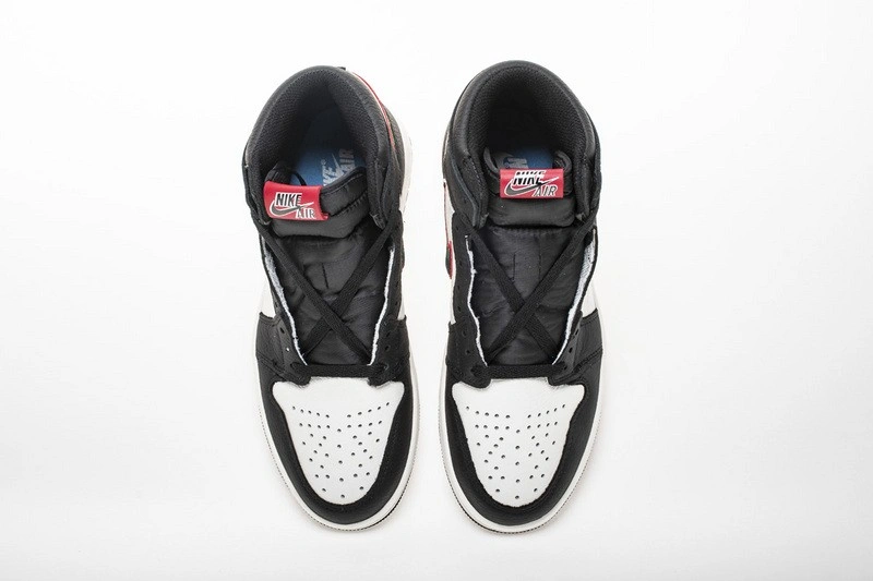 Air Jordan 1 Sports Illustrated 555088-015