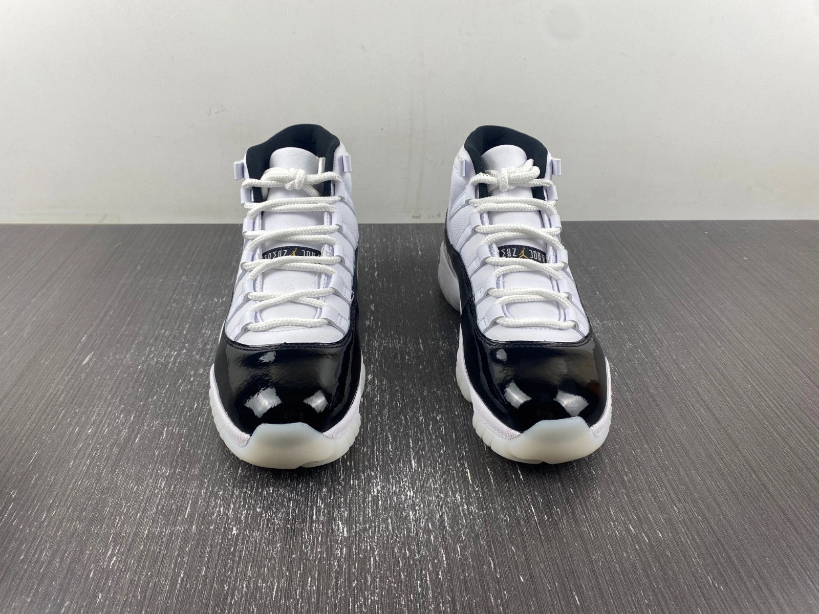 Air Jordan 11 