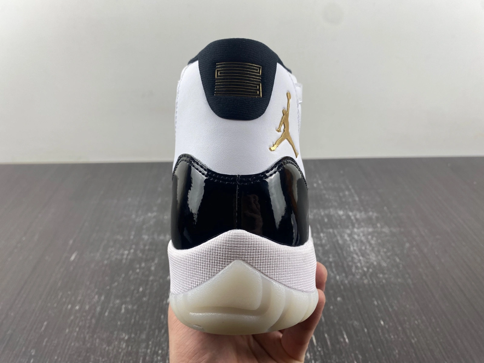 Air Jordan 11 