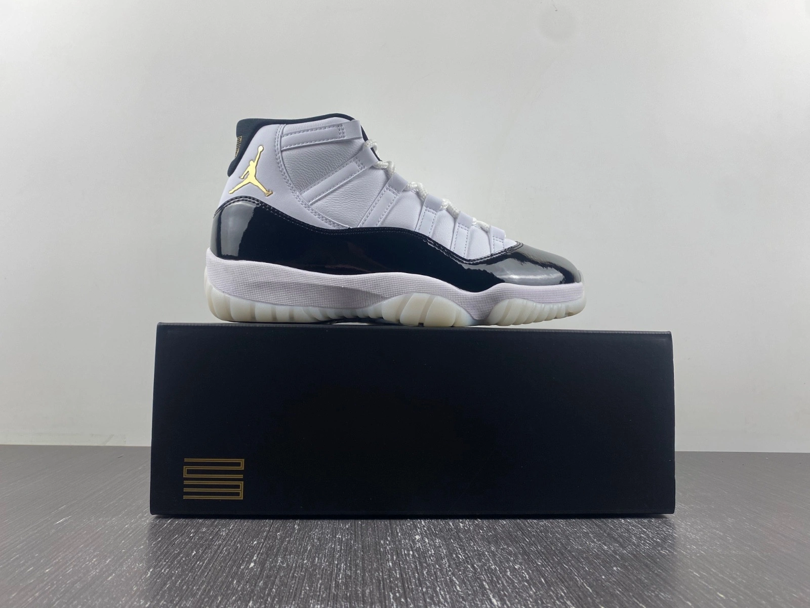Air Jordan 11 