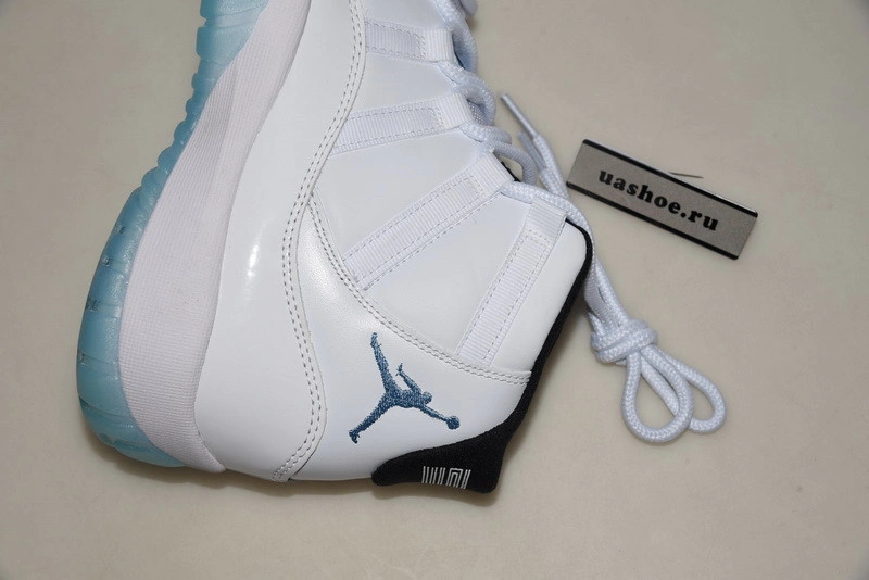 Air Jordan 11 
