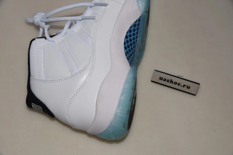 Air Jordan 11 