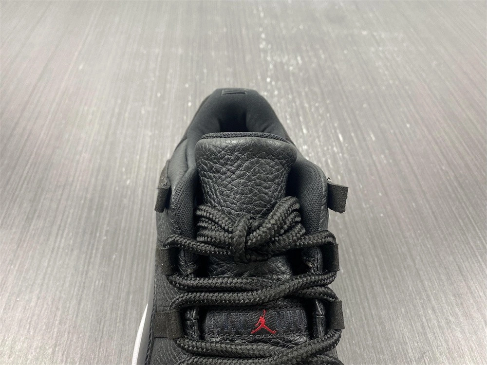 Air Jordan 11 Low 72-10 AV2187-001