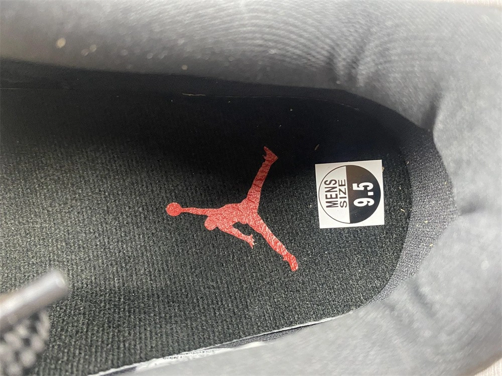 Air Jordan 11 Low 72-10 AV2187-001