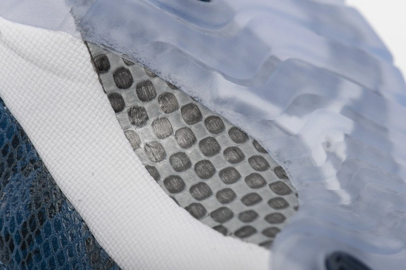 Air Jordan 11 Low Blue Snakeskin CD6846-102