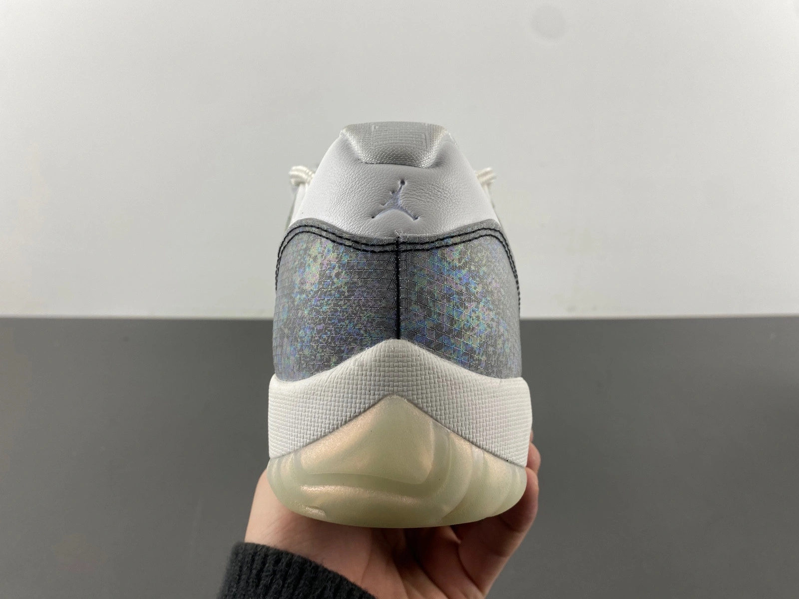 Air Jordan 11 Low CNY Year of the Snake HQ7000-001