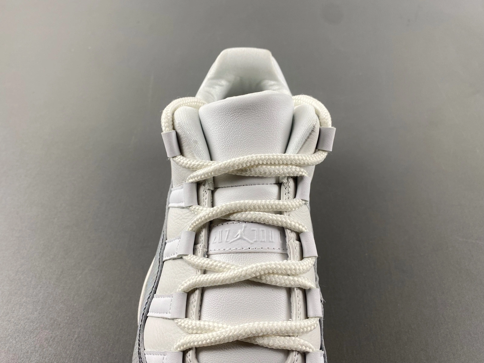 Air Jordan 11 Low CNY Year of the Snake HQ7000-001