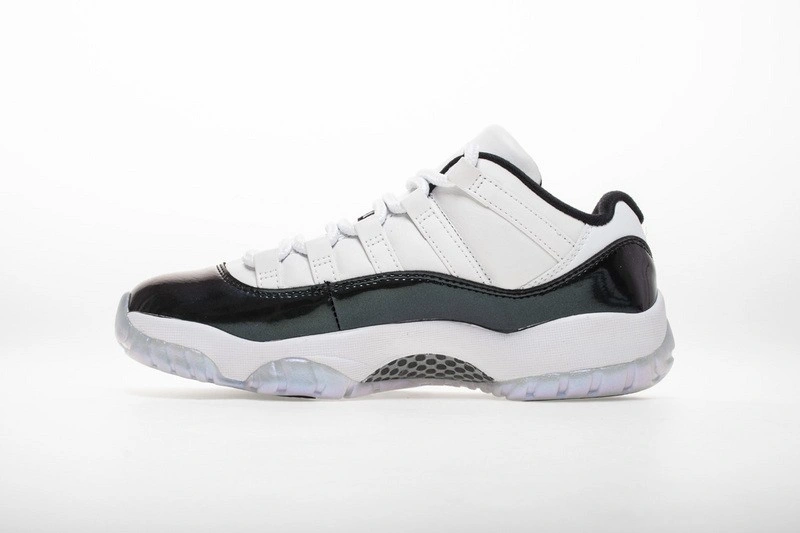 Air Jordan 11 Low 