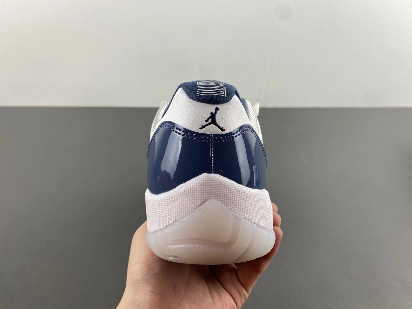 Air Jordan 11 Low Retro White Midnight Navy  FV5104-104