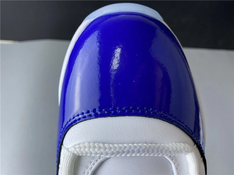 Air Jordan 11 Low WMNS “Concord”  AH7860-100