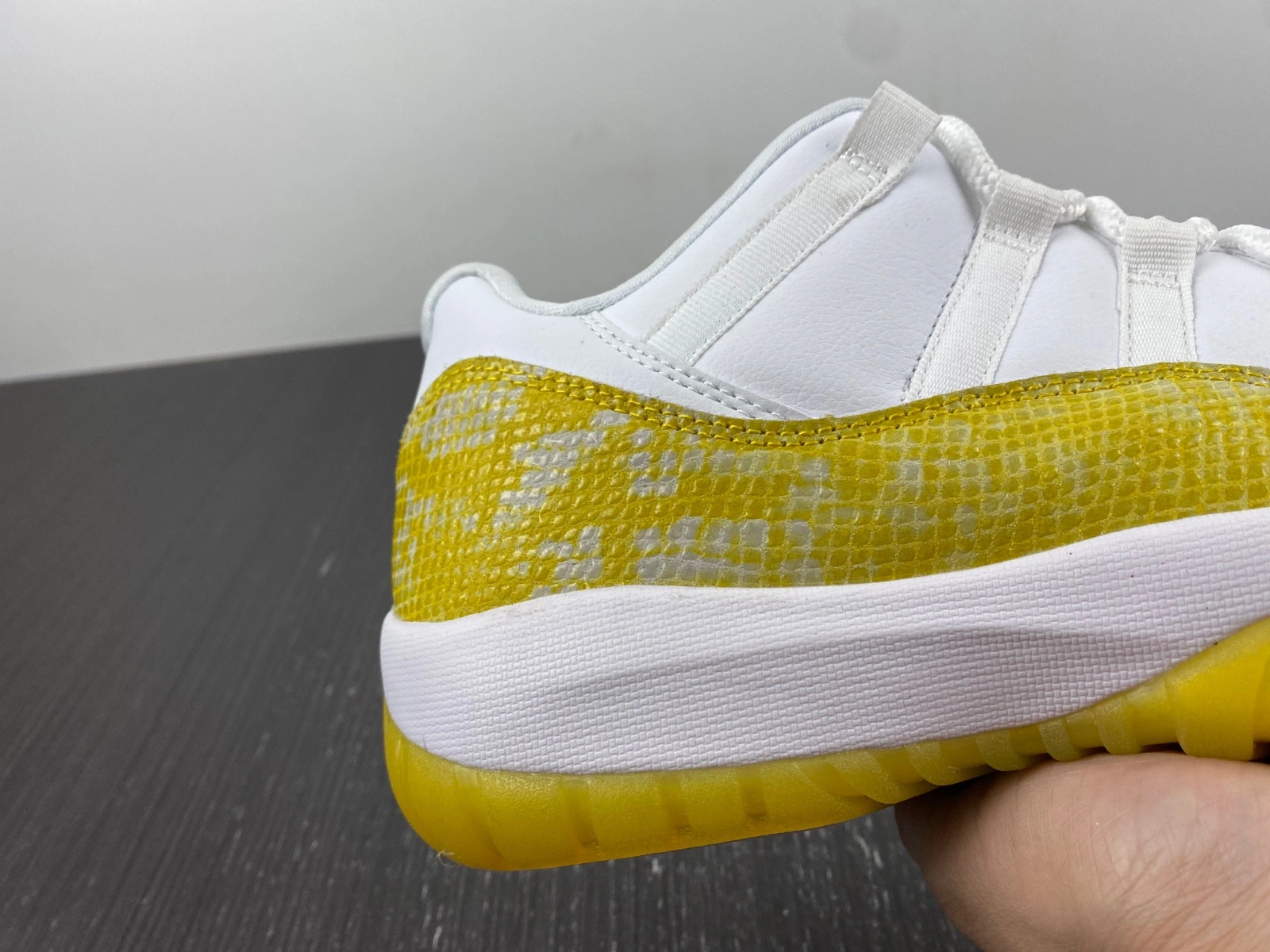 Air Jordan 11 Low WMNS “Yellow Snakeskin” AH7860-107