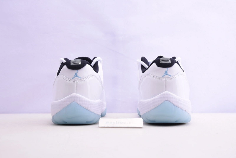 Air Jordan 11 Low”Legend Blue“    AV2187-117