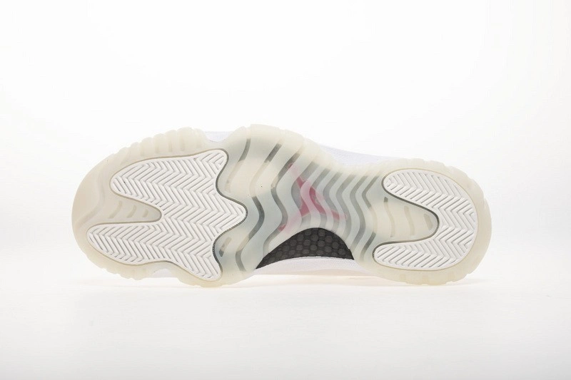 Air Jordan 11 Platinum Tint 378037-016