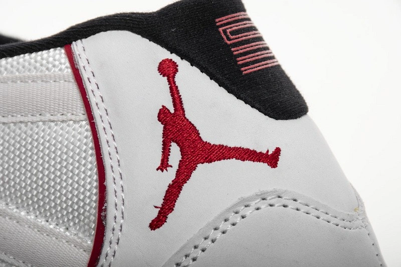 Air Jordan 11 Platinum Tint 378037-016