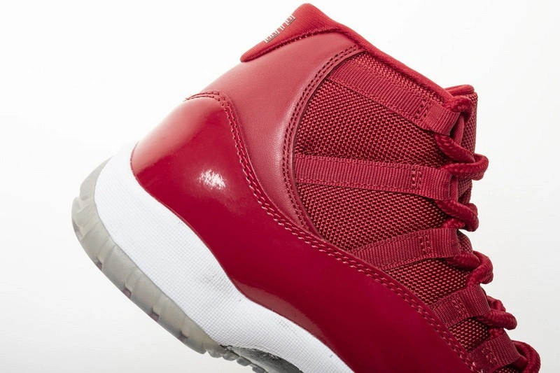 Air Jordan 11 Retro 