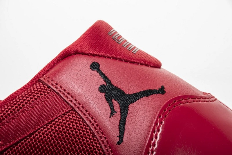 Air Jordan 11 Retro 