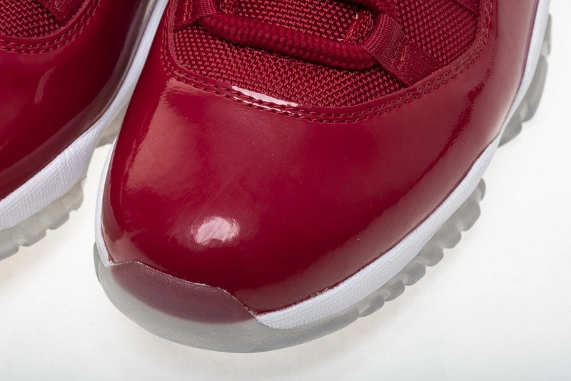Air Jordan 11 Retro 