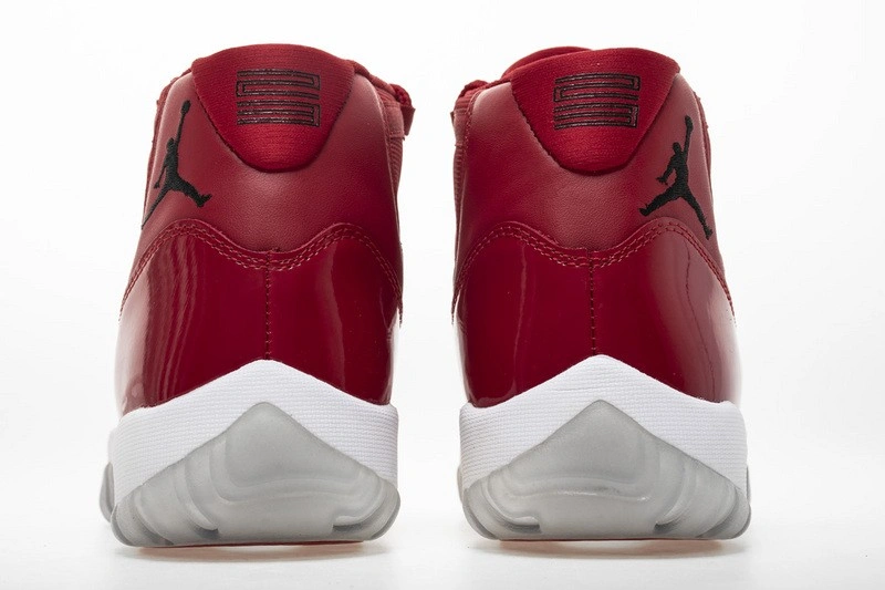 Air Jordan 11 Retro 
