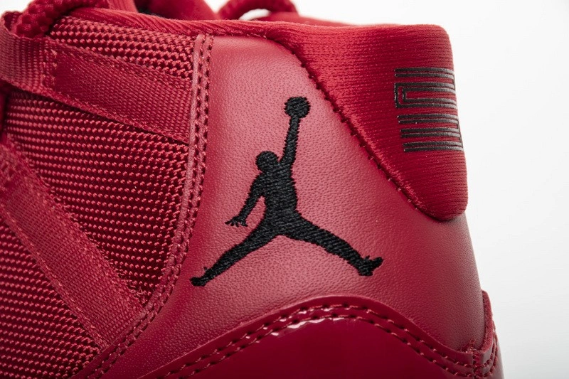 Air Jordan 11 Retro 