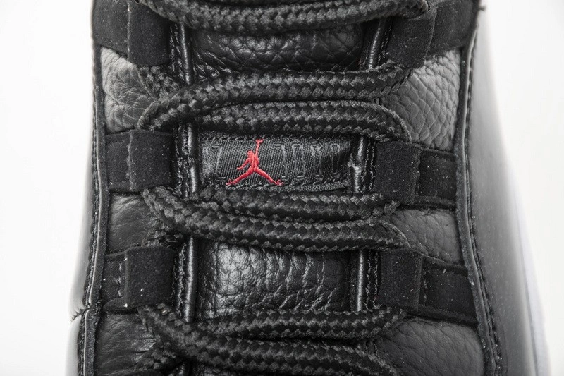 Air Jordan 11 Retro 