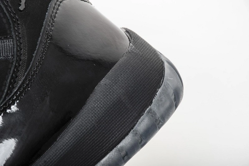 Air Jordan 11 Retro Cap and Gown 378037-005