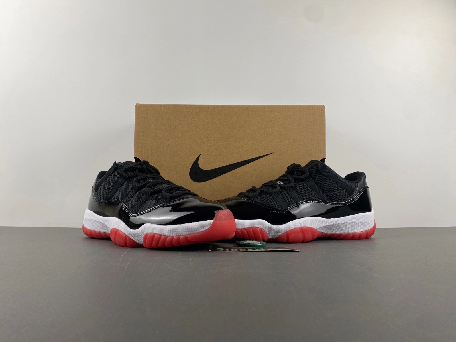Air Jordan 11 Retro Low 'Bred' 2025 FV5104-006