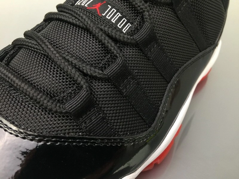 Air Jordan 11 Retro Low bred  528895- 012