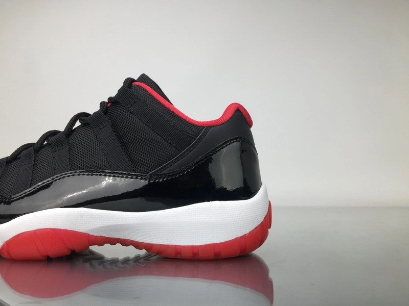 Air Jordan 11 Retro Low bred  528895- 012