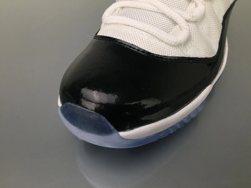 Air Jordan 11 Retro Low concord  528895-153