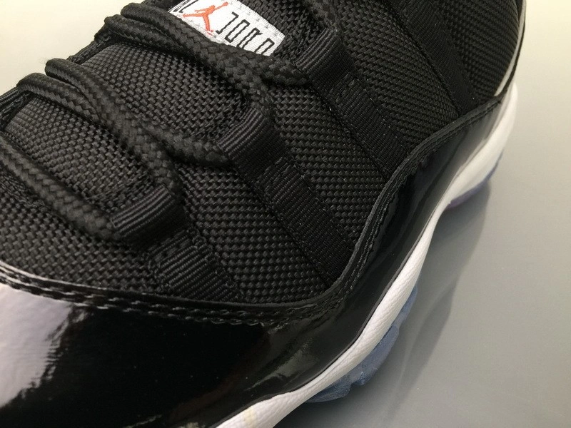 Air Jordan 11 Retro Low infrared 23 528895-023