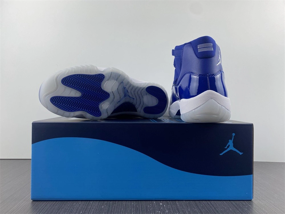 Air Jordan 11 Retro Navy Blu AT7