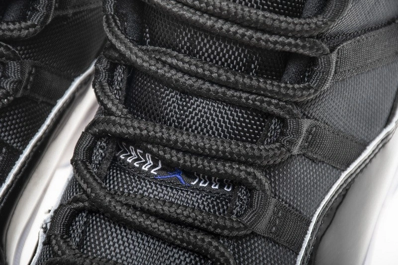 Air Jordan 11 Retro 'Space Jam' 2016 378037-003
