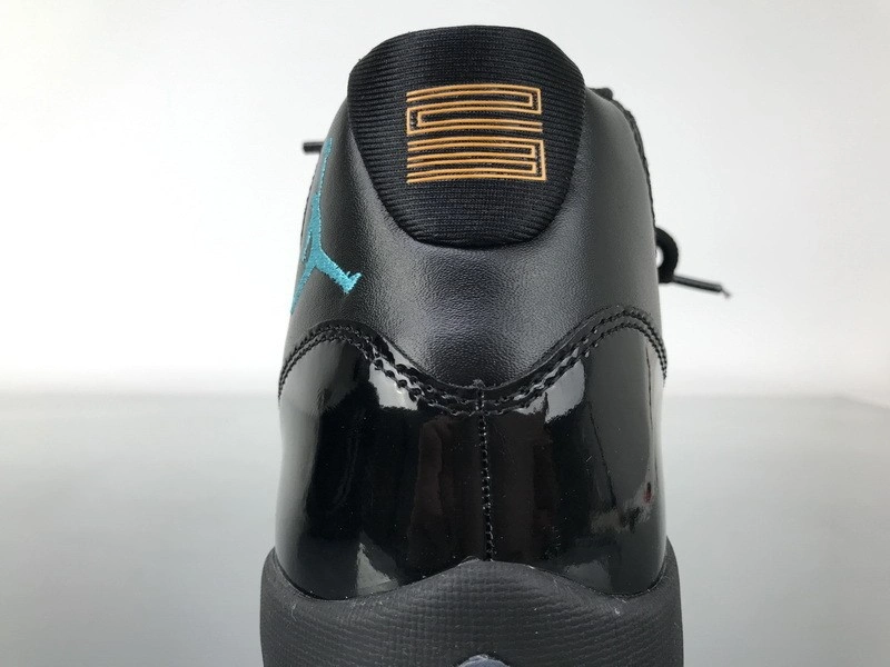 Air Jordan 11 Retro gamma Blue  378037- 006