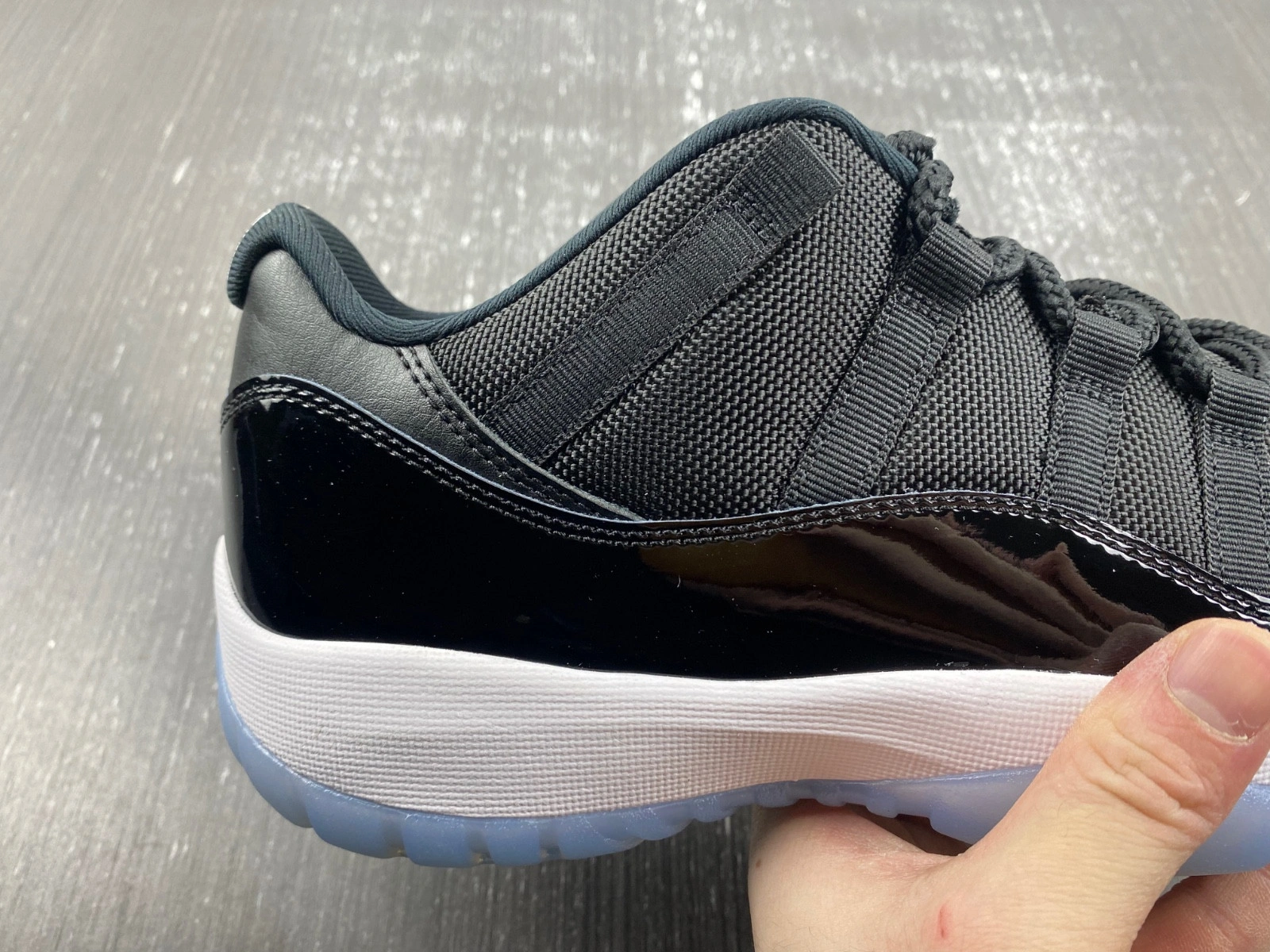 Air Jordan 11 “Space Jam  FV5104-004