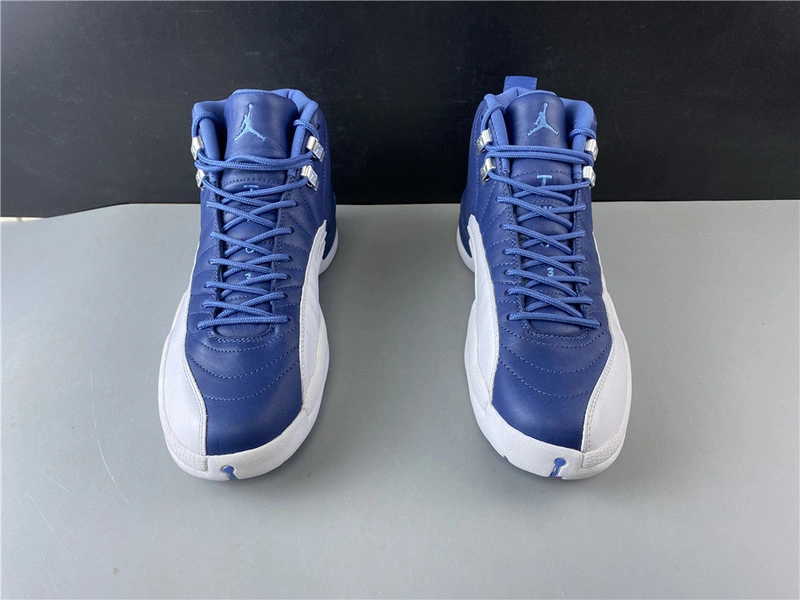 Air Jordan 12 130690-404