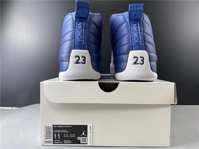 Air Jordan 12 130690-404
