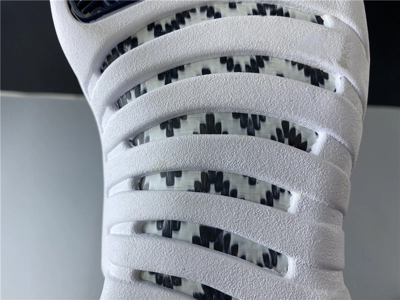 Air Jordan 12 130690-404