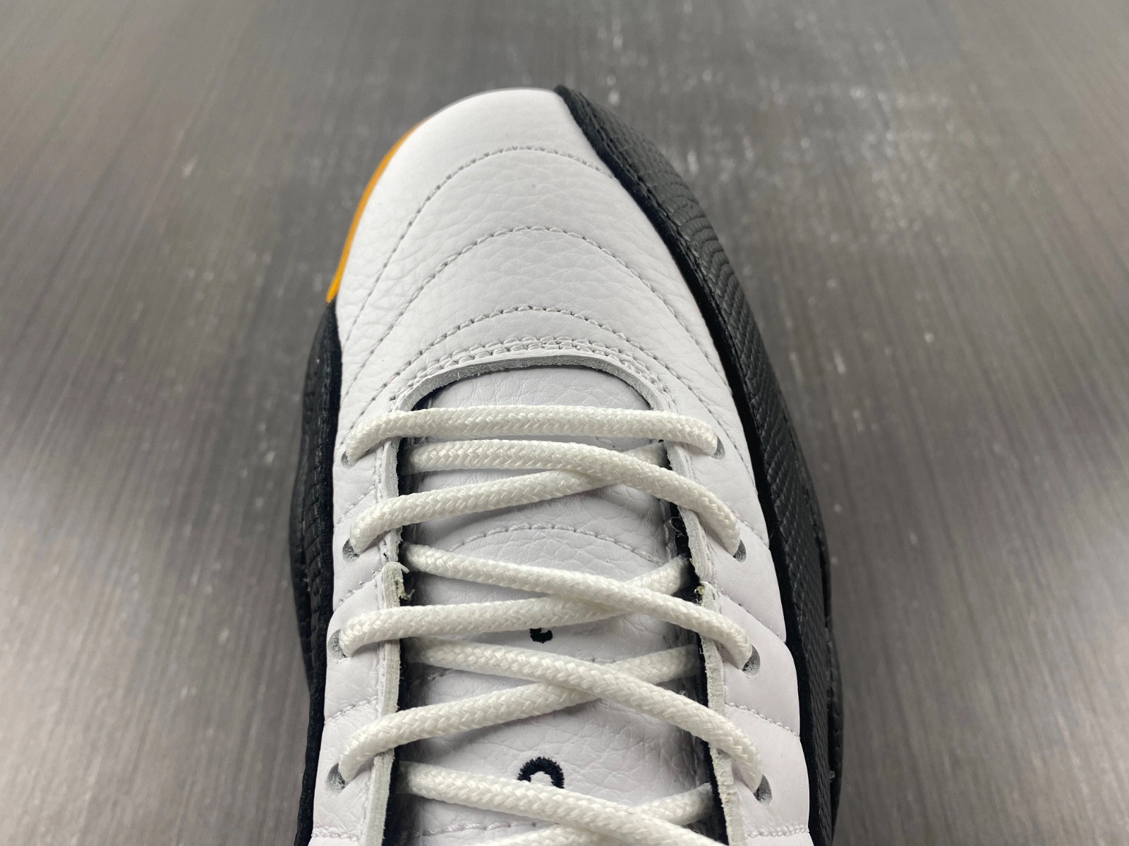 Air Jordan 12 “25 Years in China DR8887-100