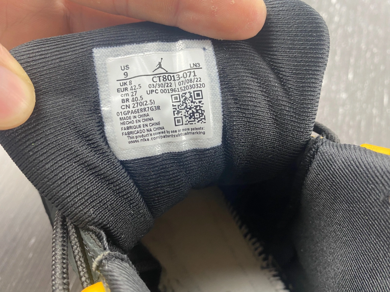 Air Jordan 12 “Black Taxi”  CT8013-071